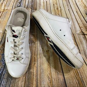 Vintage 90’s Tommy Hilfiger White Leather Slides Size 9.5